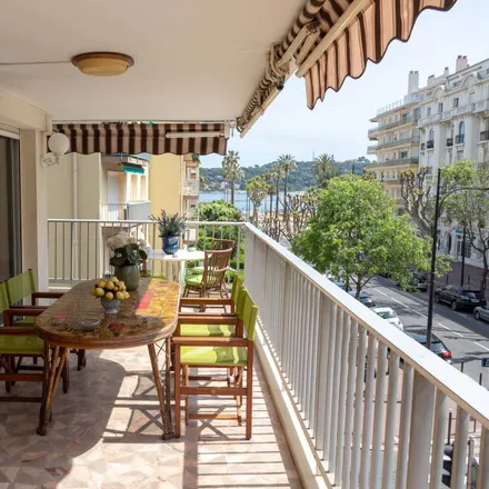 Rent this 2 bed apartment on Assurance Axa in Avenue Général Maizière, 06160 Antibes