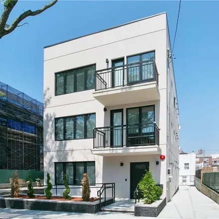 Image 1 - 158 Bay 49th Street, New York, NY 11214, USA - Townhouse for sale