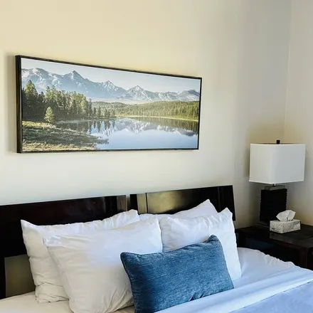 Image 1 - Canmore, AB T1W 2W1, Canada - Apartment for rent