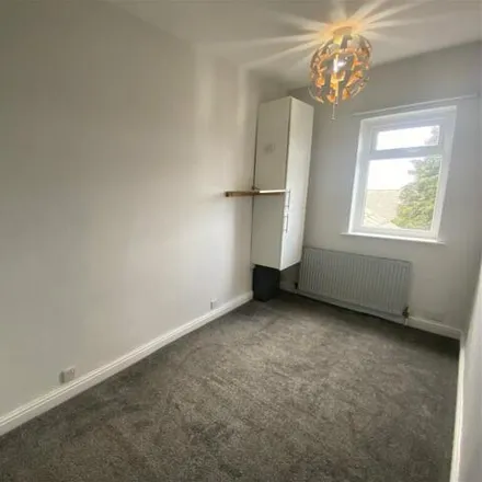 Image 6 - 22 Radcliffe Road, Oldham, Greater Manchester, N/a - Townhouse for sale