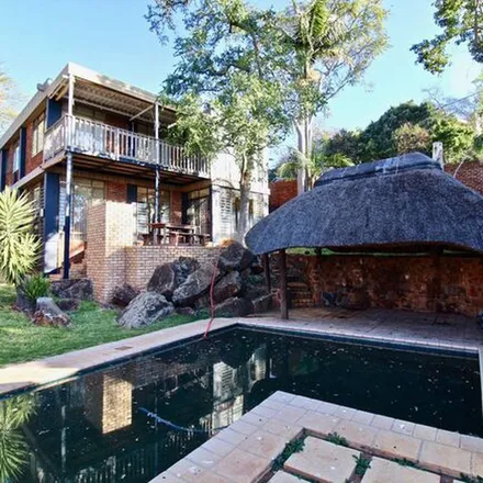Rent this 4 bed apartment on 482 13th Street in Menlo Park, Pretoria