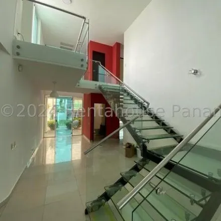 Rent this 5 bed house on unnamed road in Quintas Versalles, Don Bosco