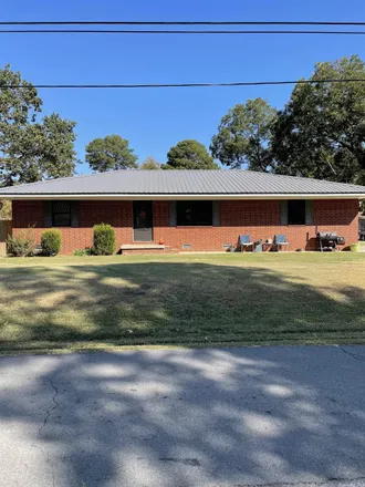 Image 1 - 300 West Mississippi Street, Beebe, AR 72012, USA - House for sale