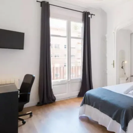 Rent this 8 bed room on Carrer de Muntaner in 248, 08001 Barcelona