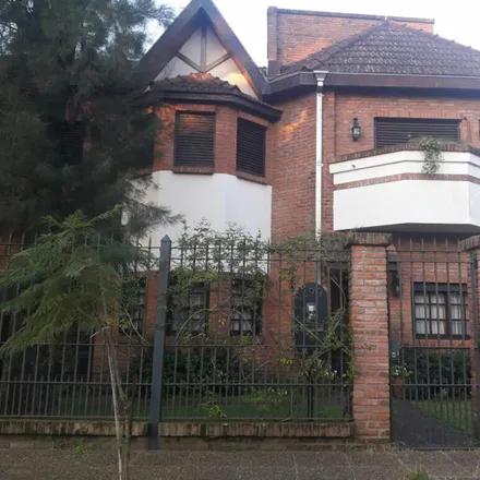 Buy this 3 bed house on Jorge de Kay 100 in Adrogué, Argentina