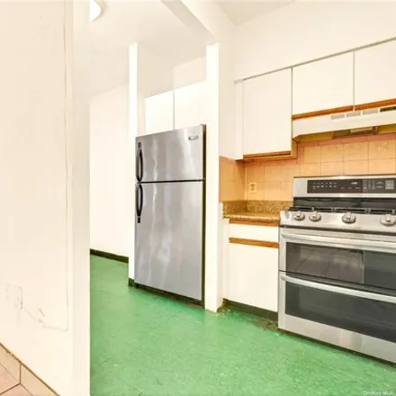 Image 3 - 763 East 157th Street, New York, NY 10451, USA - Condo for sale