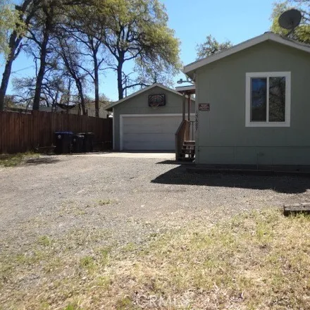 Buy this studio apartment on 15683 38th Avenue in Clearlake, CA 95422