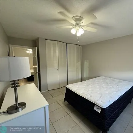Image 5 - Unit 207, Pompano Beach, Florida, 33064 - Condo for rent