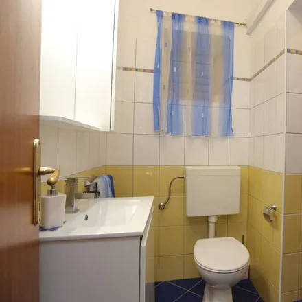 Image 4 - 21223 Okrug Gornji, Croatia - Apartment for rent