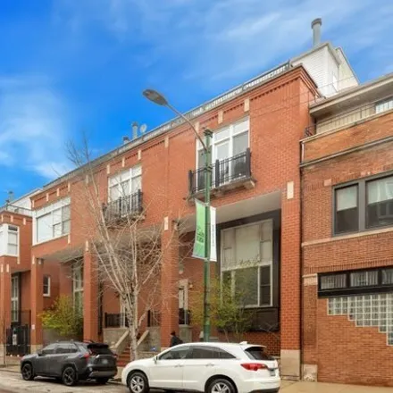 Buy this 2 bed condo on 2835-2845 North Lincoln Avenue in Chicago, IL 60657
