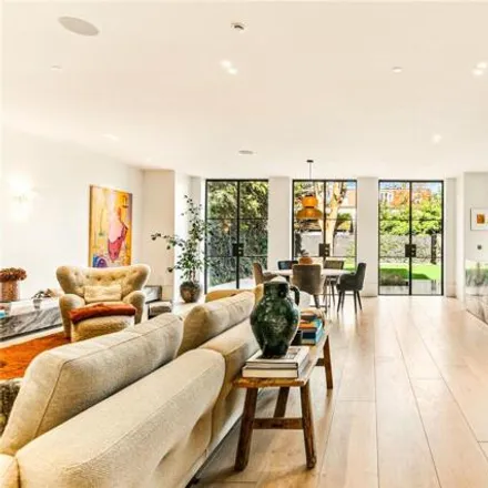 Buy this 4 bed duplex on 39 Westmoreland Road in London, SW13 9RZ
