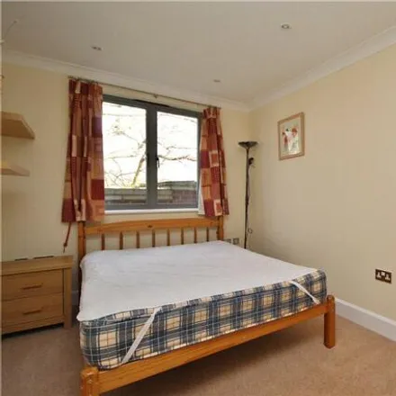 Image 7 - The Boileroom, 13 Stoke Fields, Guildford, GU1 4LS, United Kingdom - House for sale