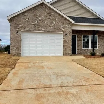 Rent this 3 bed house on 207 Beau Claire Circle in Warner Robins, GA 31008