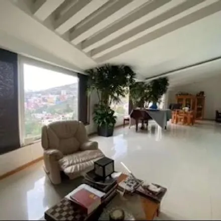 Buy this 3 bed house on Privada Cuarzo in Colonia México 68, 53200 Naucalpan de Juárez