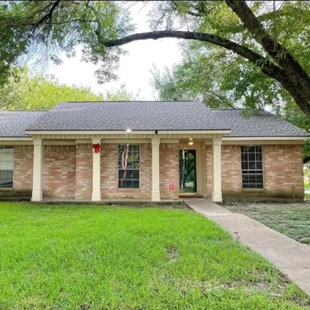 Buy this 4 bed house on 2102 Cherry Bend Drive in Houston, TX 77077