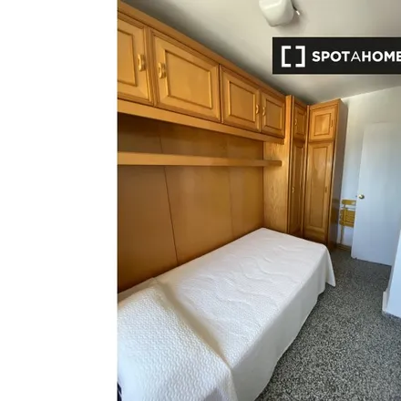 Rent this 2 bed room on Casa Atenea in Calle Princesa, 26