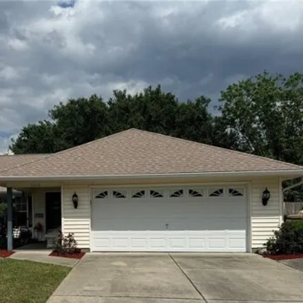 Buy this 3 bed house on 3238 Southeast 54th Circle in Marion County, FL 34480
