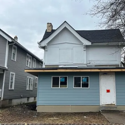 Buy this 3 bed house on Town Street in Columbus, OH 43222