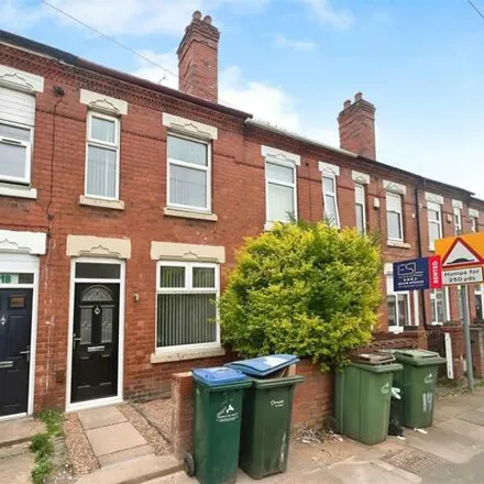 Rent this 4 bed townhouse on 16 St. Margaret Road in Coventry, CV1 2BT