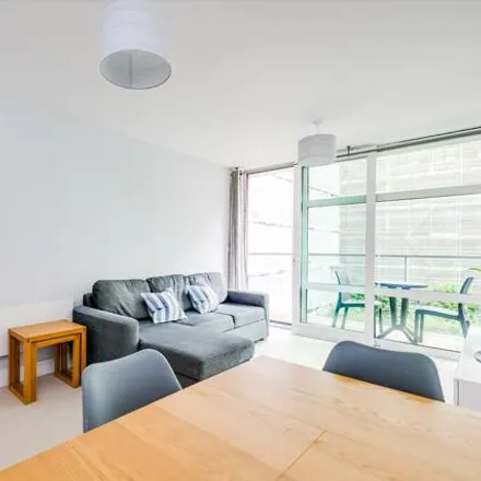 Image 2 - Oswald Building, 374 Queenstown Road, London, SW11 8PP, United Kingdom - Apartment for rent