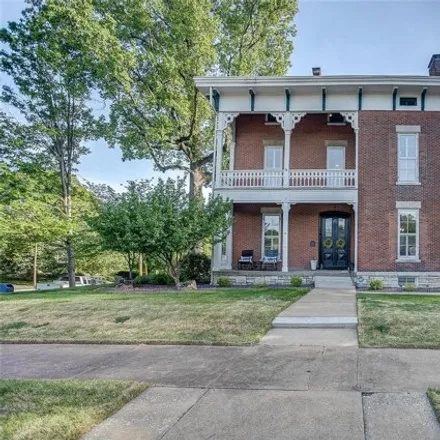 Buy this 5 bed house on The Bridge in 504 East 12th Street, Alton