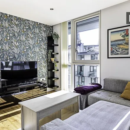 Rent this 1 bed apartment on City Quarter in Goodman Street, London