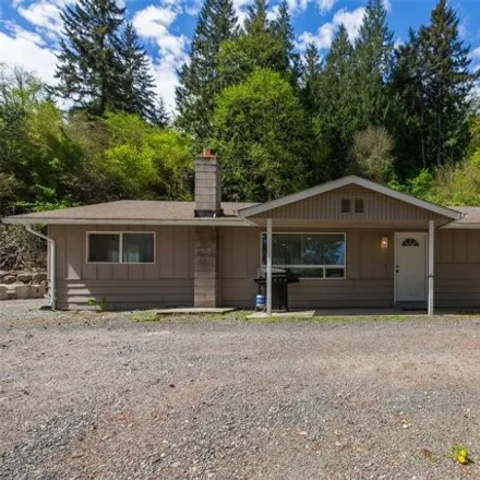 Buy this 3 bed house on 2100 West Valley Highway East in Edgewood, WA 98372