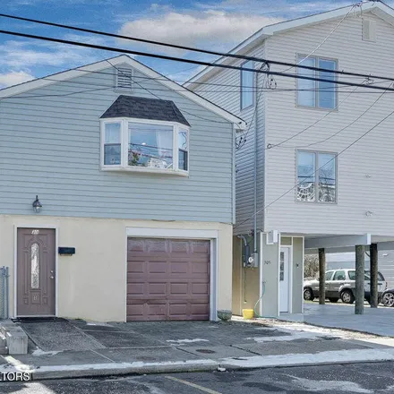 Buy this 2 bed condo on 301 Franklin Avenue in Seaside Heights, Ocean County
