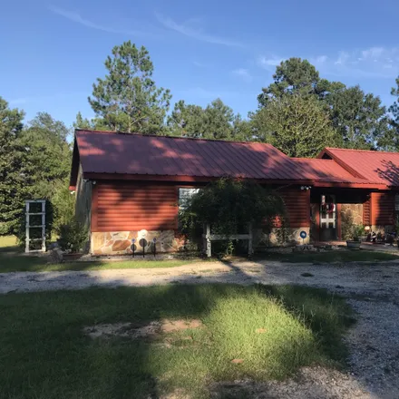 Image 2 - 500 Main Avenue, New Augusta, Perry County, MS 39462, USA - House for sale