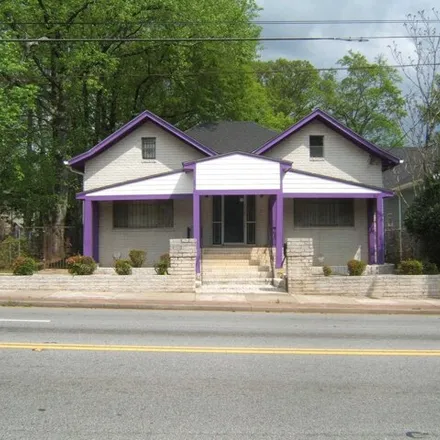 Buy this 7 bed house on 916 Metropolitan Parkway Southwest in Atlanta, GA 30310