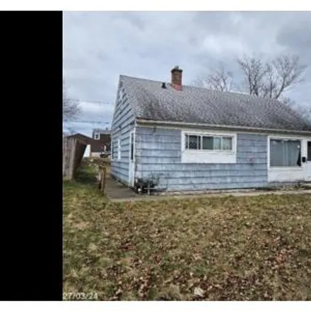 Buy this 2 bed house on 5237 North Sherman Boulevard in Milwaukee, WI 53209