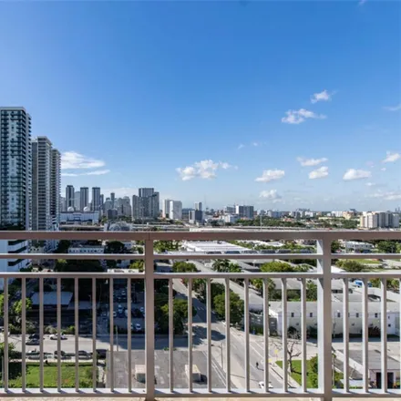 Image 6 - 1635 North Miami Avenue, Miami, FL 33136, USA - Loft for rent