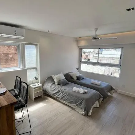 Rent this studio apartment on Uruguay 645 in San Nicolás, Buenos Aires