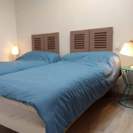 Rent this 2 bed house on 85680 La Guérinière
