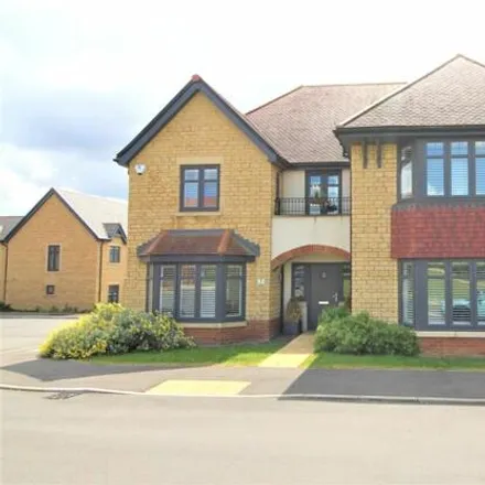Buy this 5 bed house on 2 Onyx Close in Broad Blunsdon, SN25 2SR