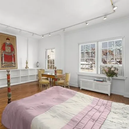 Image 4 - 36 East 73rd Street, New York, NY 10021, USA - Townhouse for sale