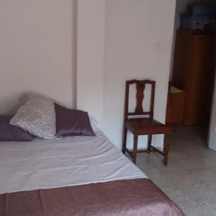Rent this 3 bed apartment on Calle de León Felipe in 10, 37007 Salamanca