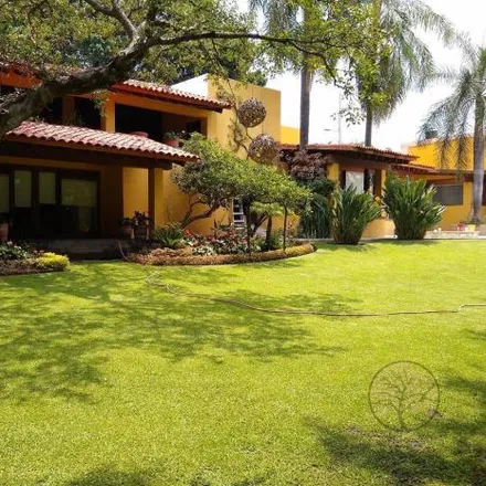 Buy this 8 bed house on Privada Pasical in 62350 Cuernavaca, MOR