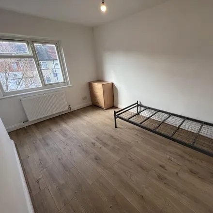 Rent this 1 bed duplex on Northcote Avenue in London, UB1 2AY