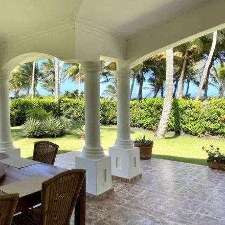Image 1 - Luxury Villas $ 685 - House for sale