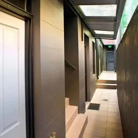 Image 1 - Captain Cook Hotel, 162 Flinders Street, Paddington NSW 2021, Australia - Apartment for rent