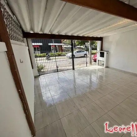 Rent this 3 bed house on Rua Bem-Te-Vi in Santa Maria, Santo André - SP