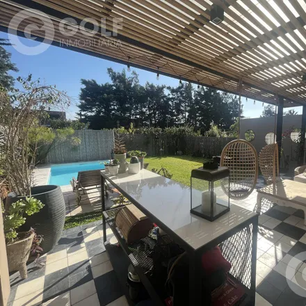 Image 8 - Avenida 19 de Abril 3366, 11700 Montevideo, Uruguay - House for sale