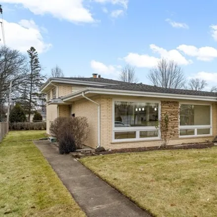 Buy this 3 bed house on 232 Dulles Road in Des Plaines, IL 60016