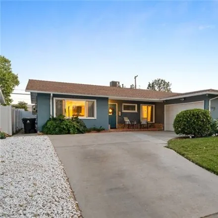 Image 2 - 23950 Archwood Street, Los Angeles, CA 91307, USA - House for sale