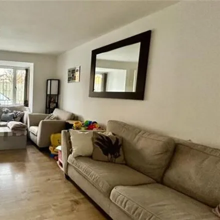 Image 2 - Arkwright Drive, Binfield, RG42 1FX, United Kingdom - House for sale