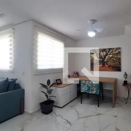 Buy this 2 bed apartment on Rua Avaré in Bangú, Santo André - SP