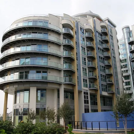 Image 3 - Altura Tower, Bridges Court, London, SW11 3BE, United Kingdom - Apartment for rent