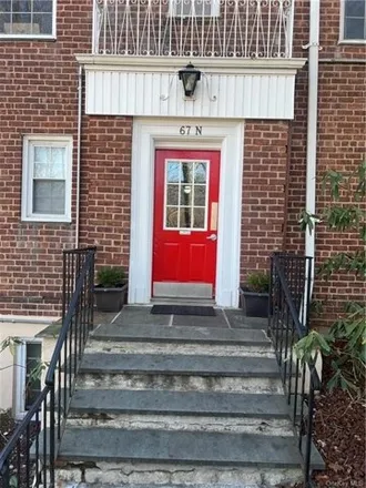Buy this 1 bed condo on 67 Rockledge Road in Lawrence Park, City of Yonkers