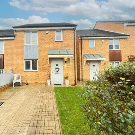 Buy this 3 bed duplex on The Lonnen in Ryton, NE40 3EY